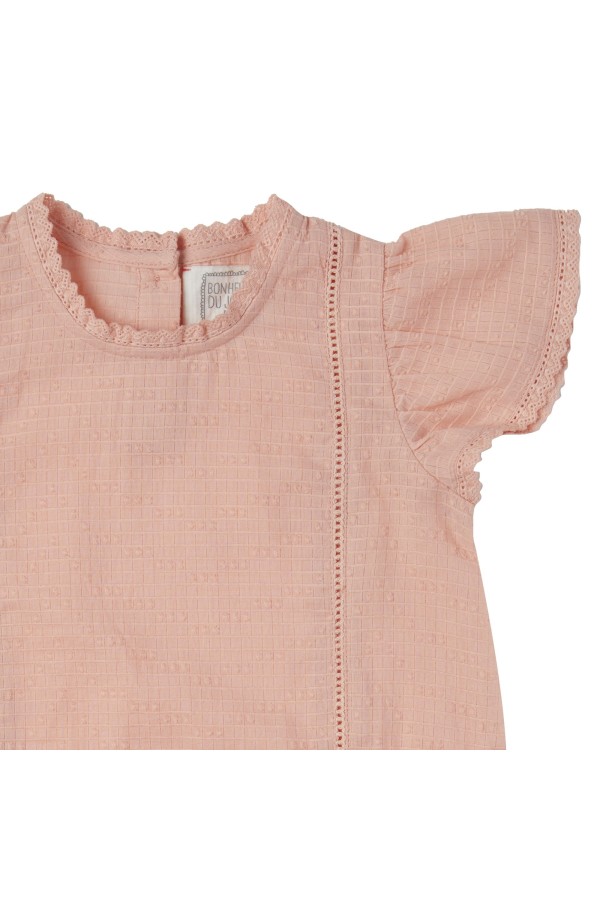 Blouse romantique fille avec ses volants pour swinger