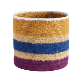 Baskets in seagrass in a bohemian style