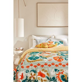 Suzani" bed throw, embroidered by hand, with bohemian flowers