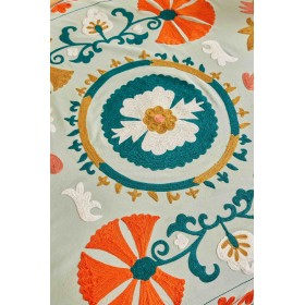 Suzani" bed throw, embroidered by hand, with bohemian flowers