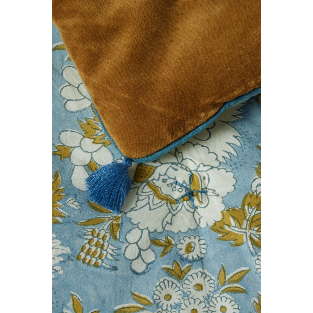 Sofa Cover - Vishnu Blue - Bonheur du Jour
