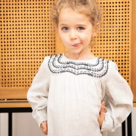 Embroidered dress Neige ecru/grey