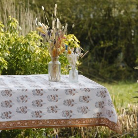Banjirai Ecru Table cloth