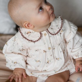 Ruffled collar baby overall with flower print Takara