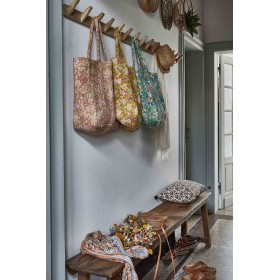Flowers printed quilted bag